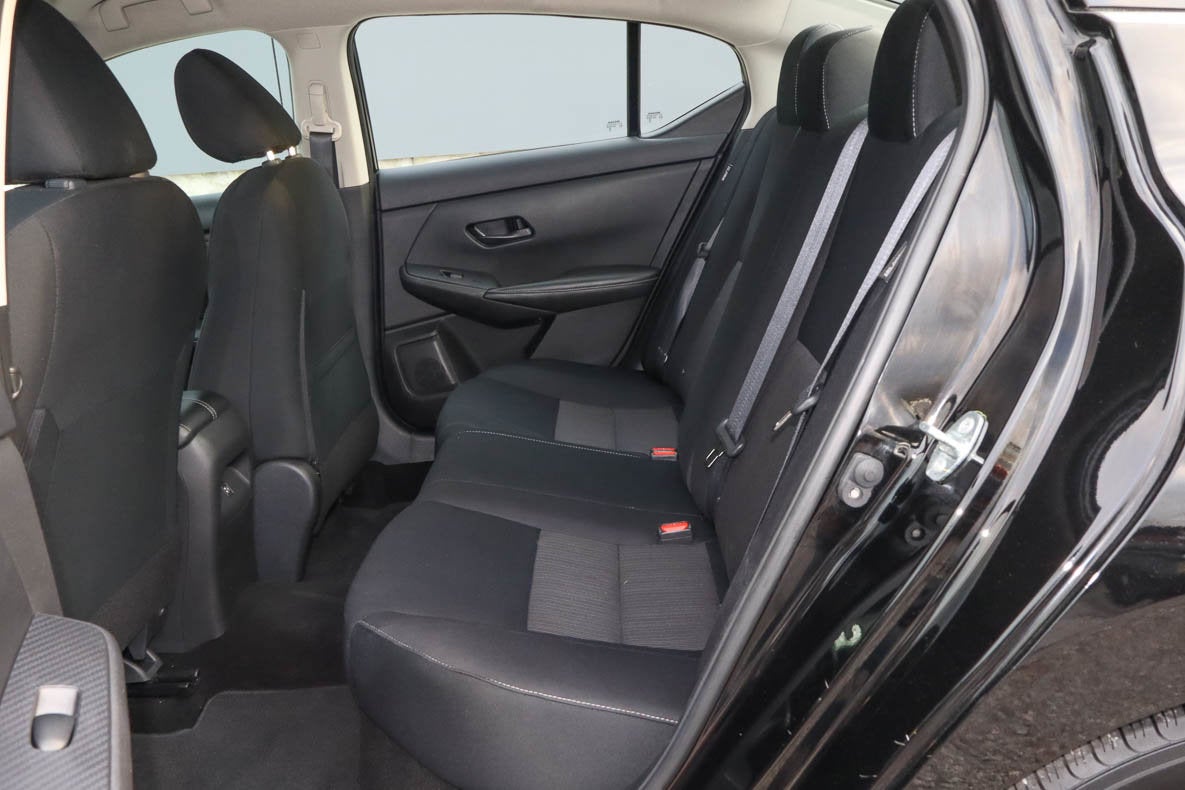 2024 Nissan Sentra SV CVT