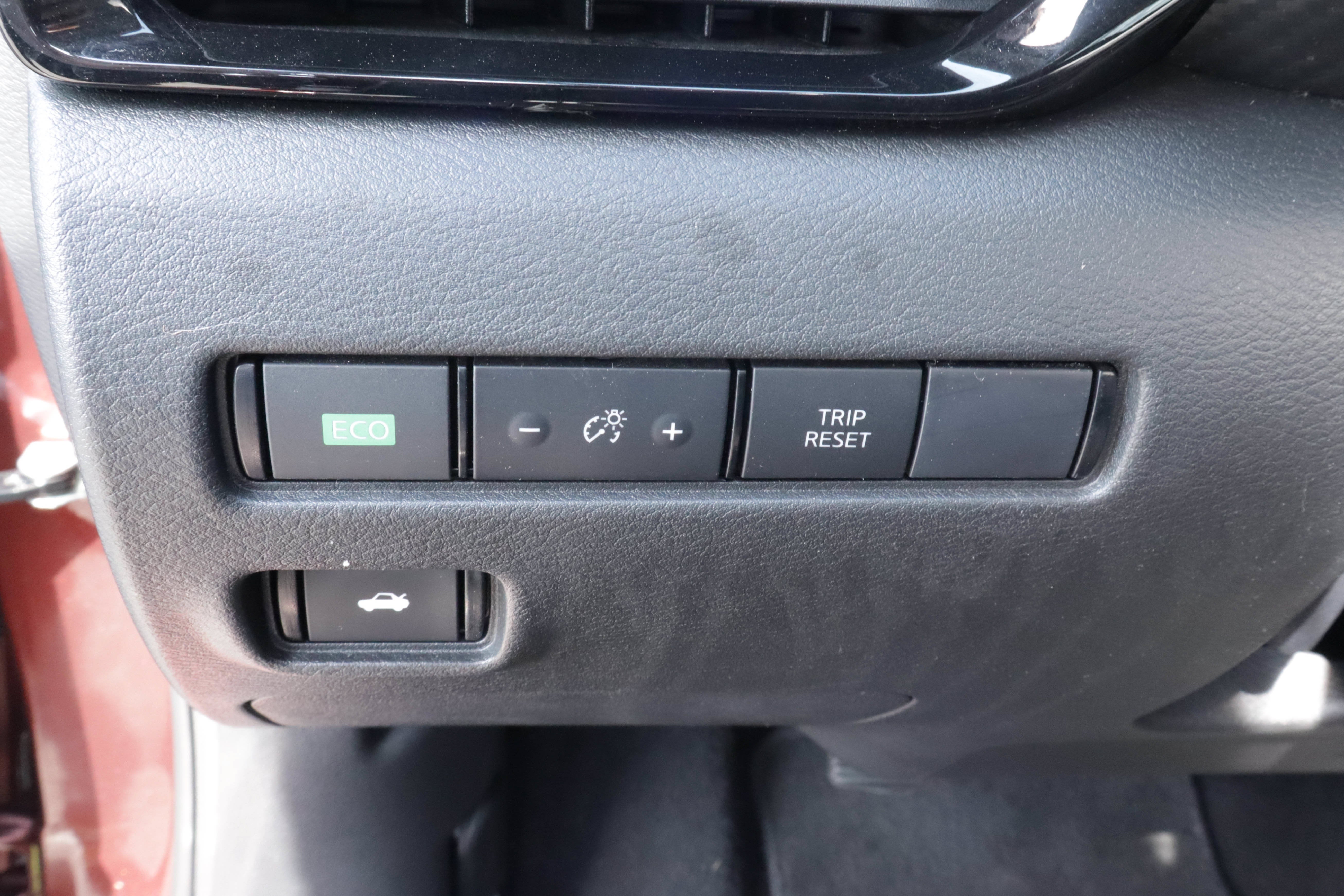 2025 Nissan Sentra SV CVT