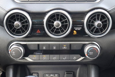 2025 Nissan Sentra SV CVT