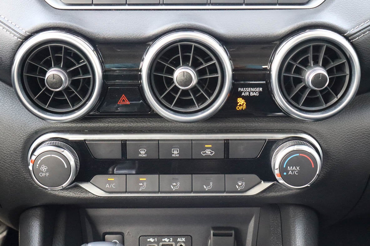 2025 Nissan Sentra SV CVT