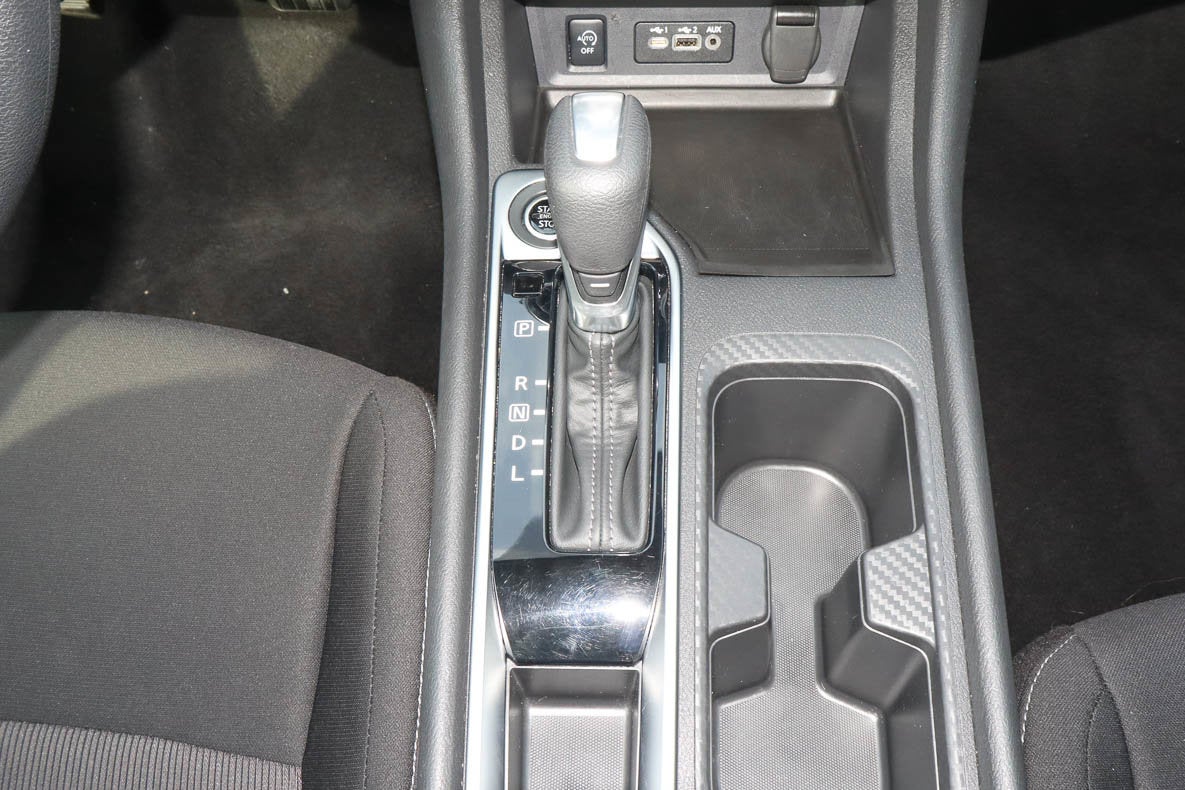 2025 Nissan Sentra SV CVT