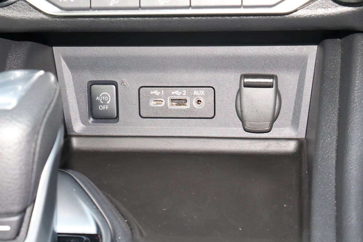 2025 Nissan Sentra SV CVT