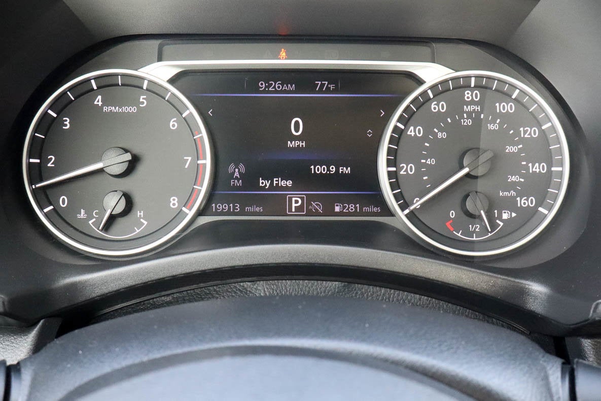 2025 Nissan Sentra SV CVT