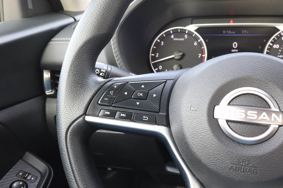 2024 Nissan Sentra SV CVT