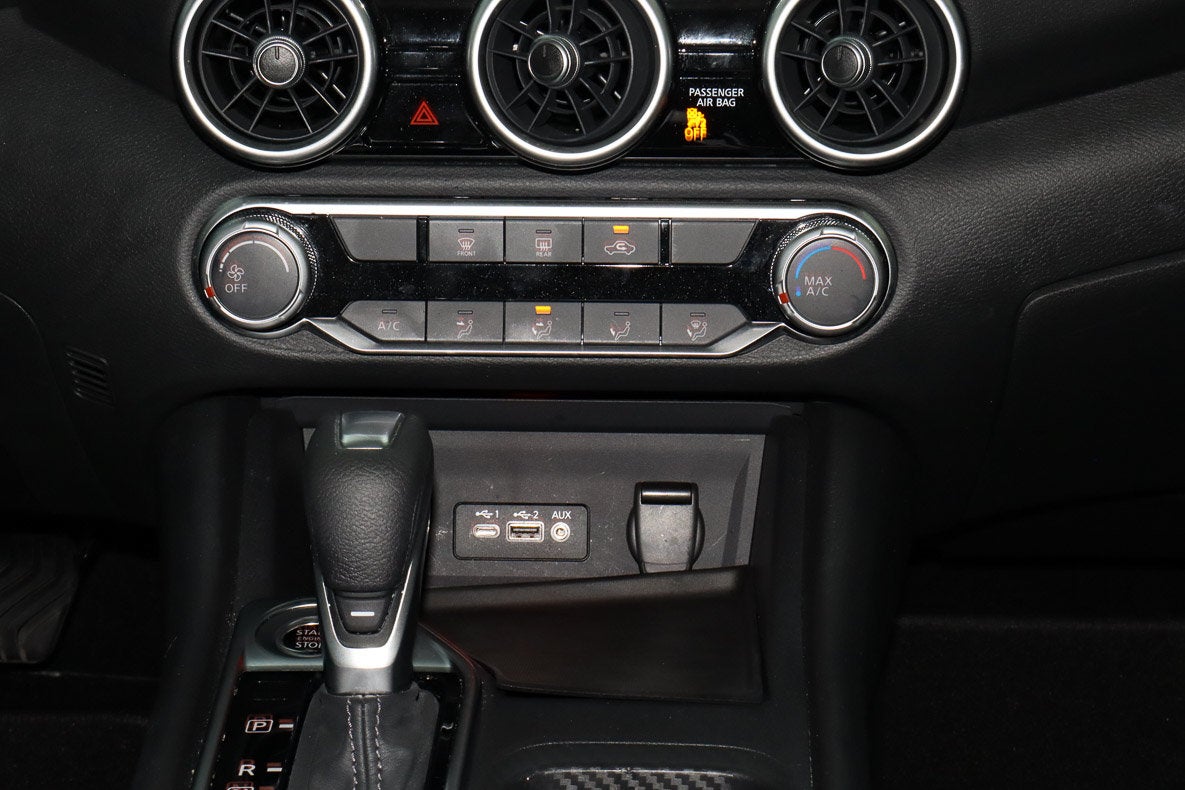 2025 Nissan Sentra SV CVT
