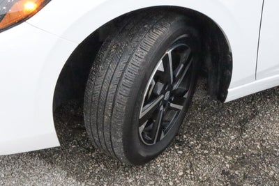 2025 Nissan Sentra SV CVT