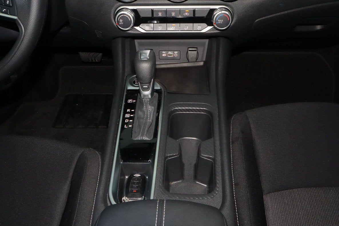 2025 Nissan Sentra SV CVT