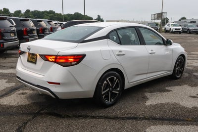2025 Nissan Sentra SV CVT