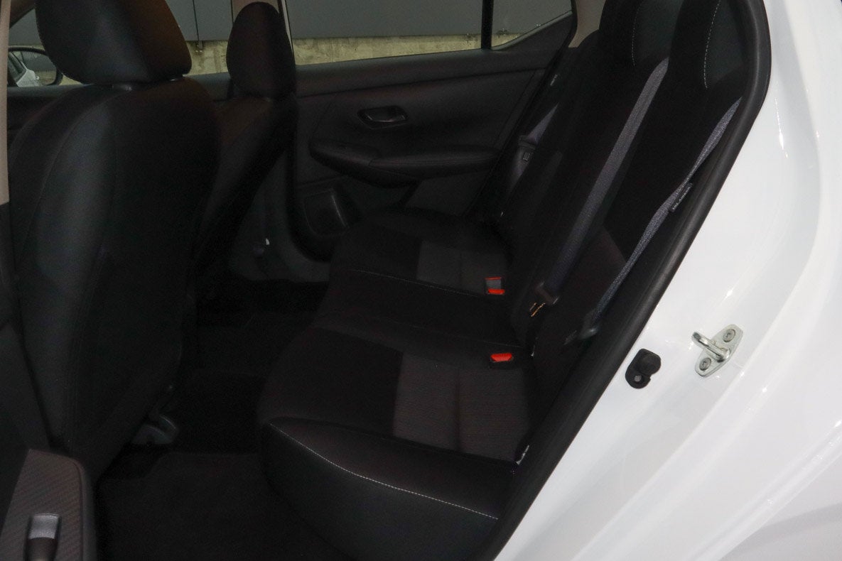2025 Nissan Sentra SV CVT