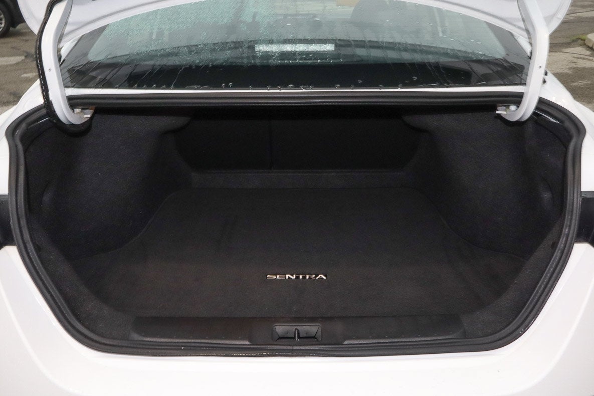 2025 Nissan Sentra SV CVT