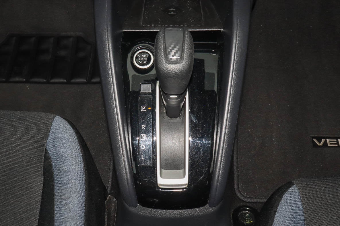 2025 Nissan Versa SV CVT