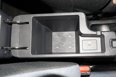 2025 Nissan Versa SV CVT