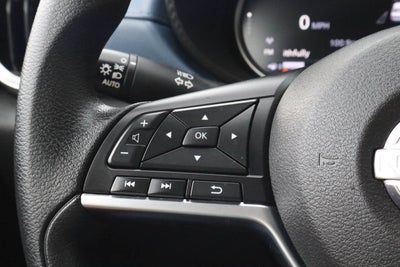 2025 Nissan Versa SV CVT