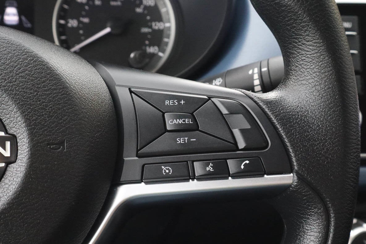 2025 Nissan Versa SV CVT