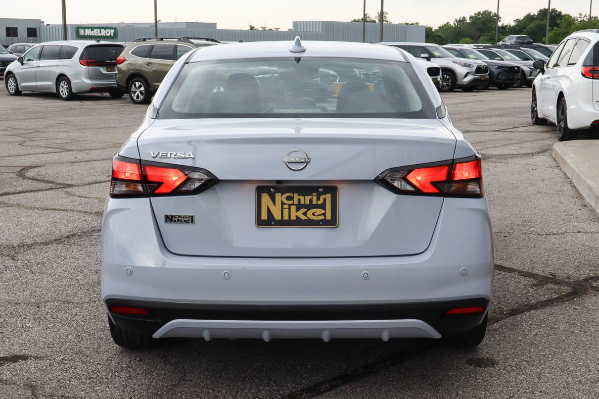 2025 Nissan Versa SV CVT