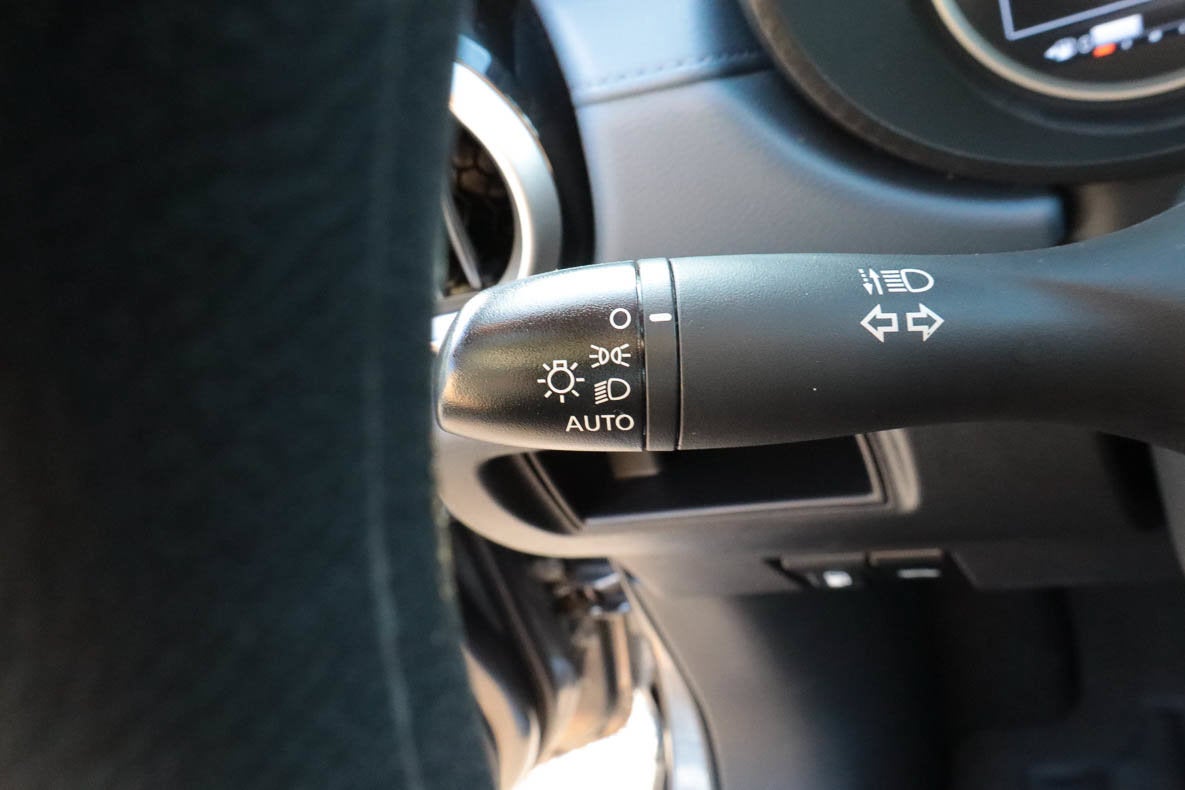 2025 Nissan Versa SV CVT