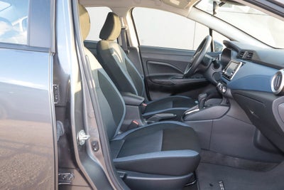 2025 Nissan Versa SV CVT