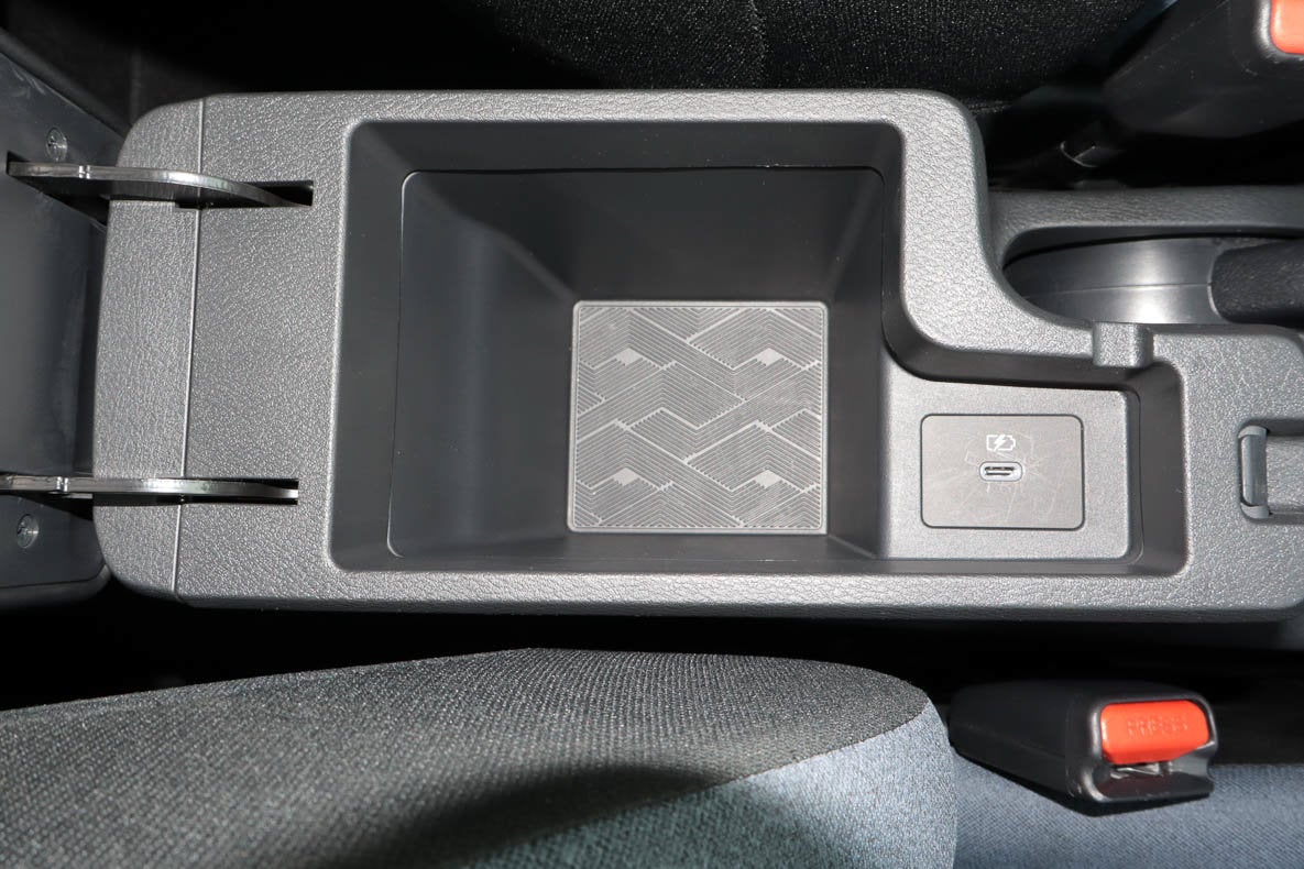 2025 Nissan Versa SV CVT