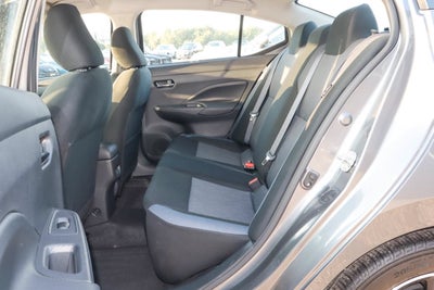 2025 Nissan Versa SV CVT