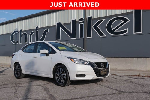2022 Nissan Versa SV CVT