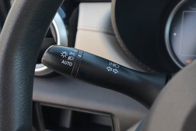 2022 Nissan Versa SV CVT