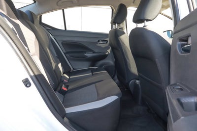 2022 Nissan Versa SV CVT