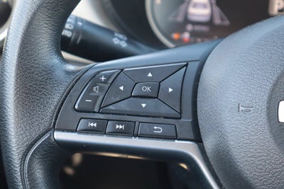 2022 Nissan Versa SV CVT