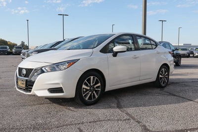 2022 Nissan Versa SV CVT