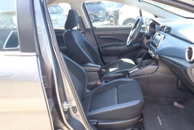 2025 Nissan Versa SV CVT