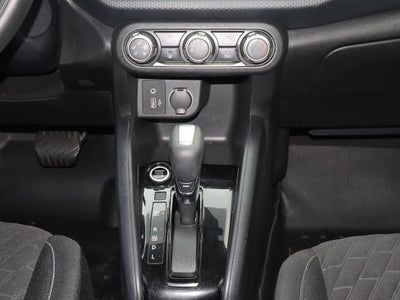 2022 Nissan Kicks S FWD