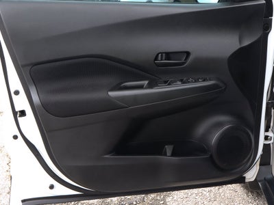 2022 Nissan Kicks S FWD