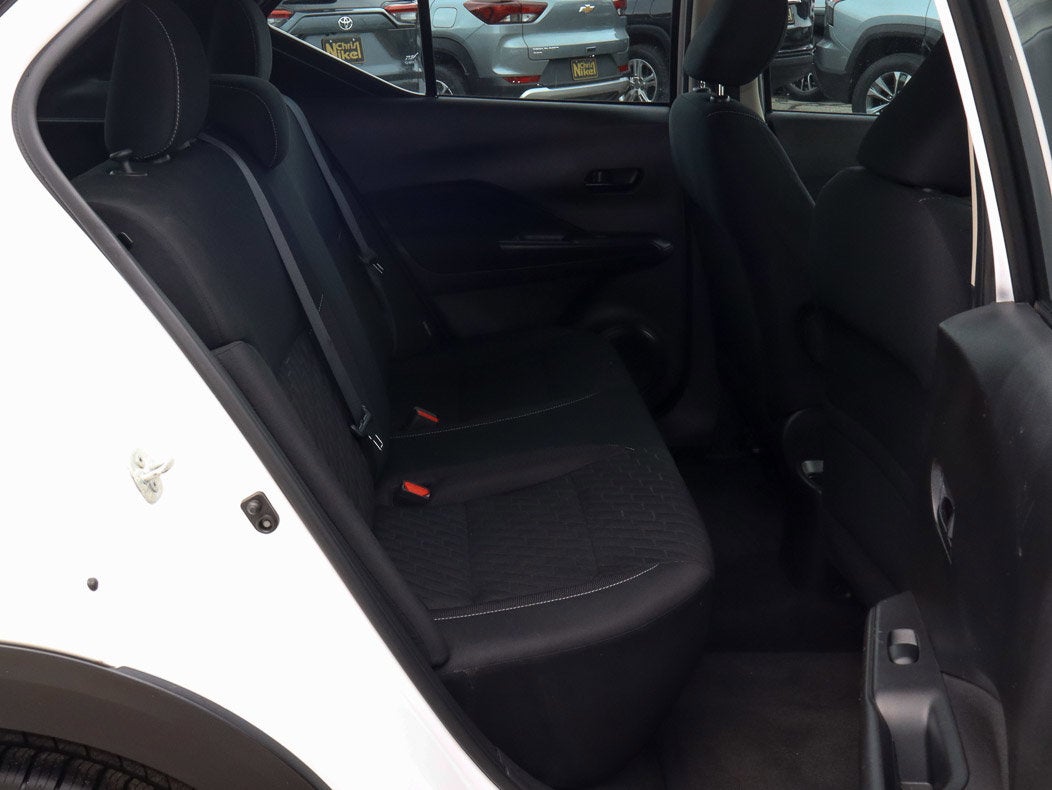 2022 Nissan Kicks S FWD