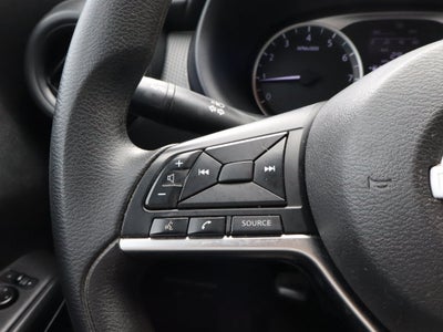 2022 Nissan Kicks S FWD