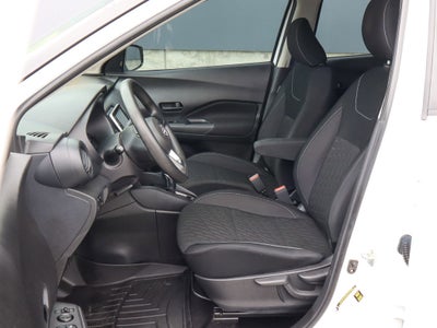 2022 Nissan Kicks S FWD