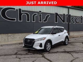2022 Nissan Kicks S FWD