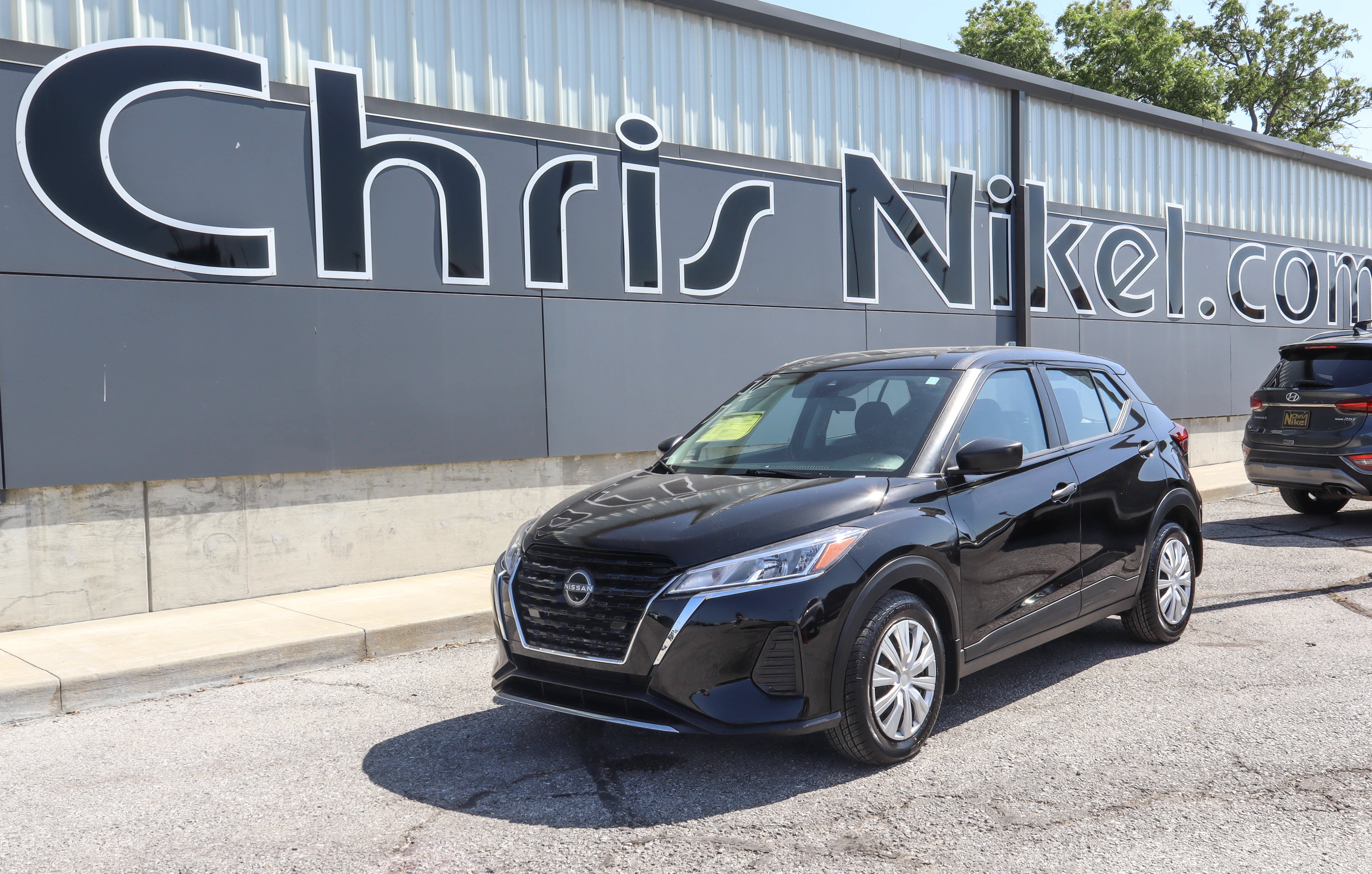2023 Nissan Kicks S FWD