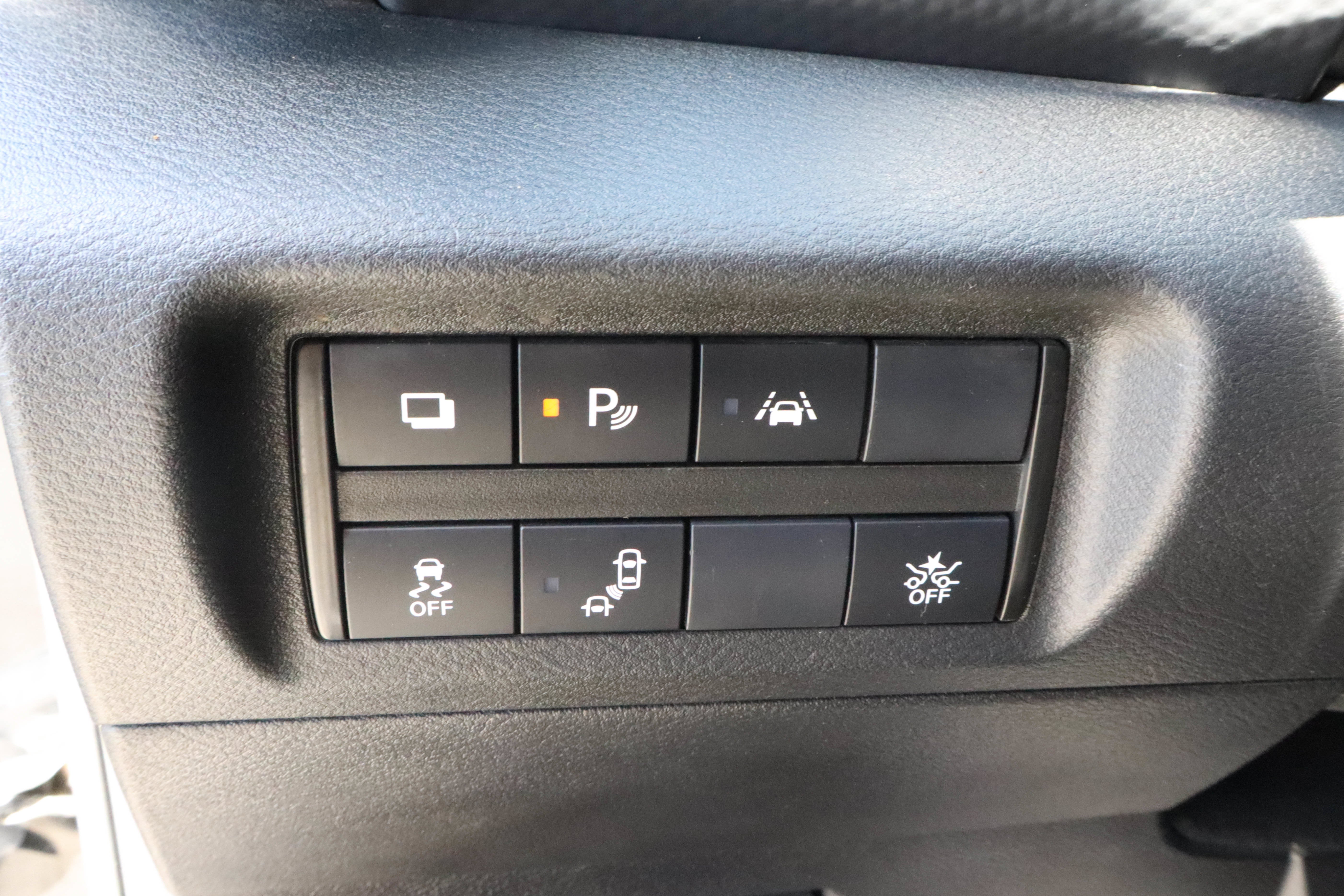 2023 Nissan Kicks S FWD