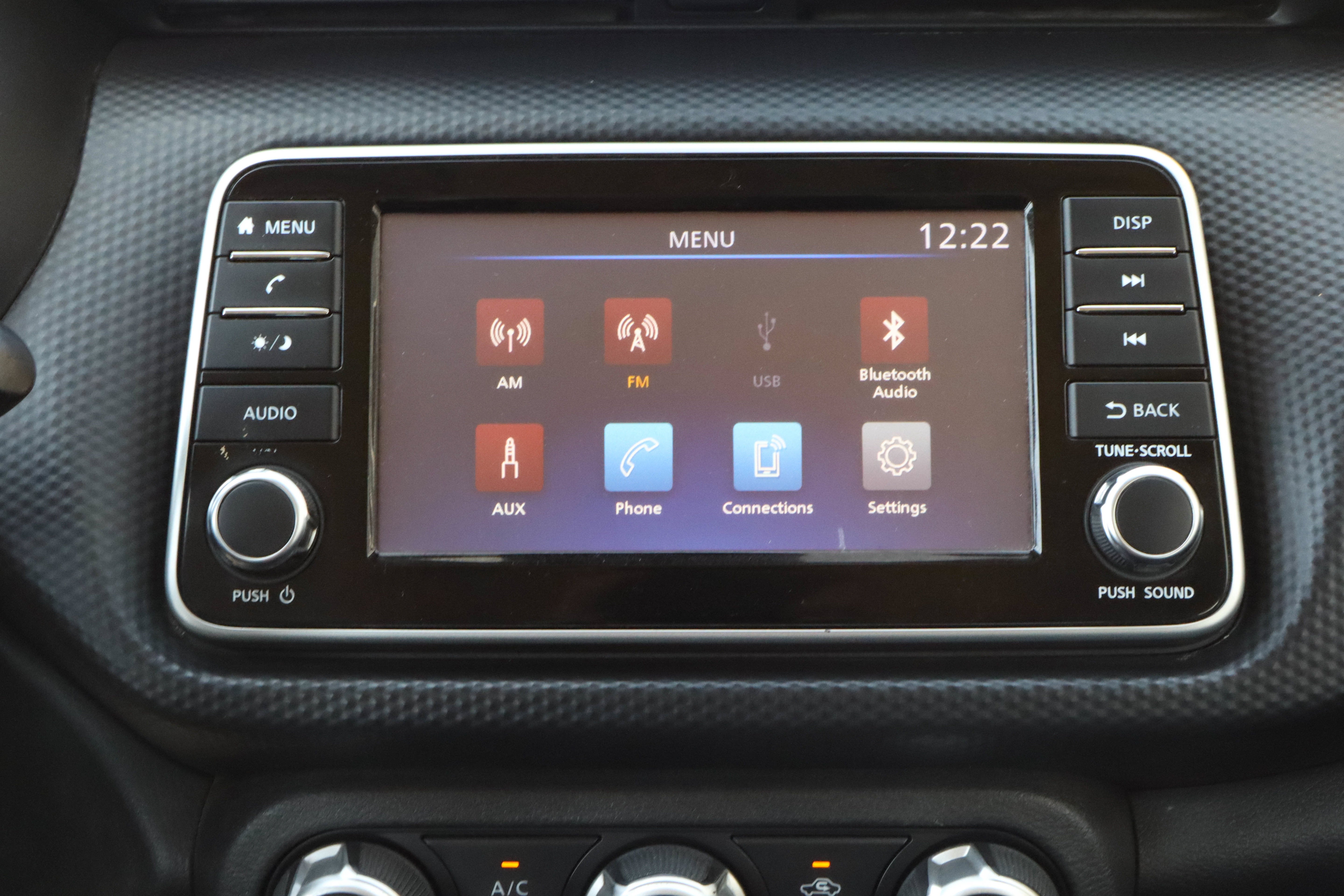 2023 Nissan Kicks S FWD