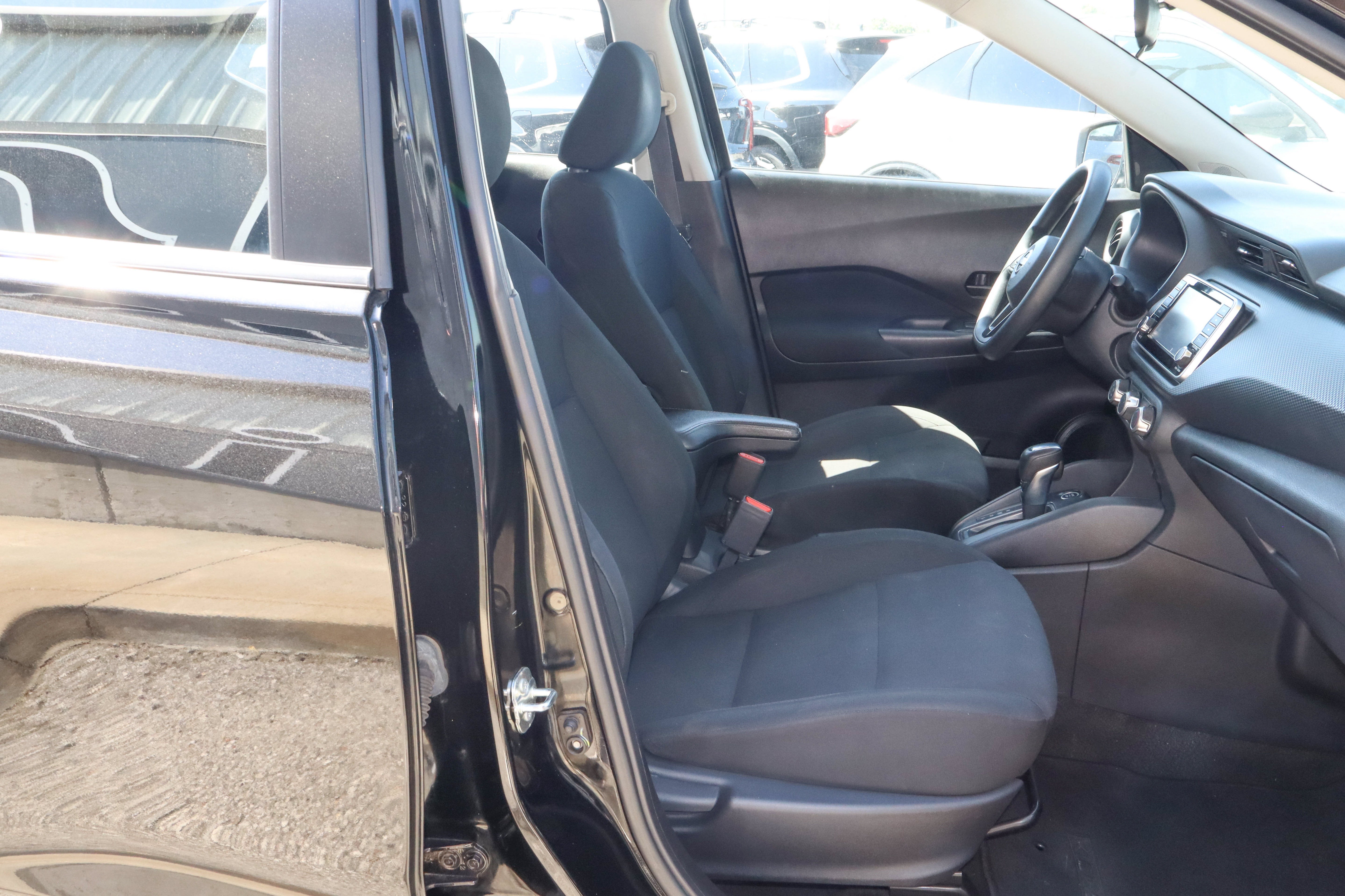 2023 Nissan Kicks S FWD