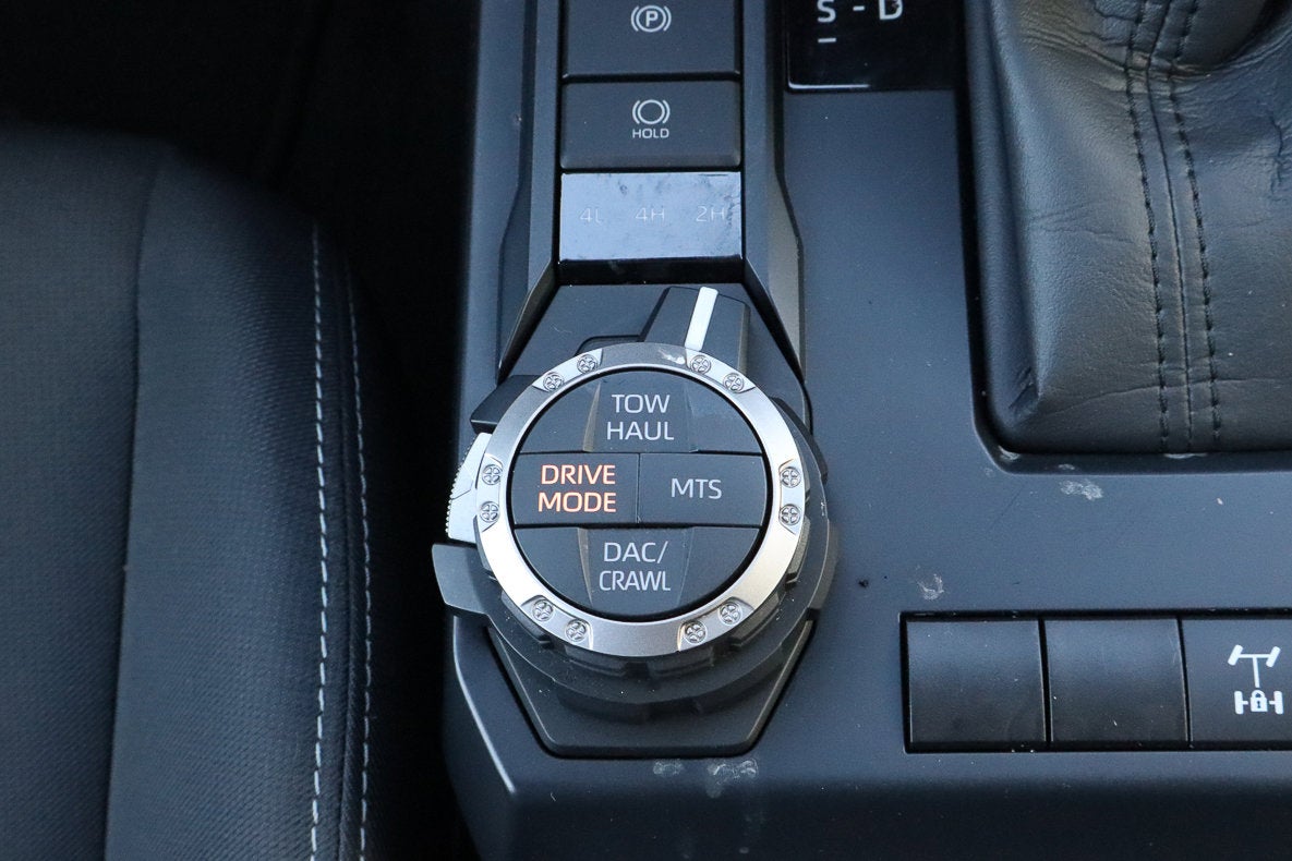 2025 Toyota Tacoma 4WD TRD Off Road Double Cab 5' Bed AT