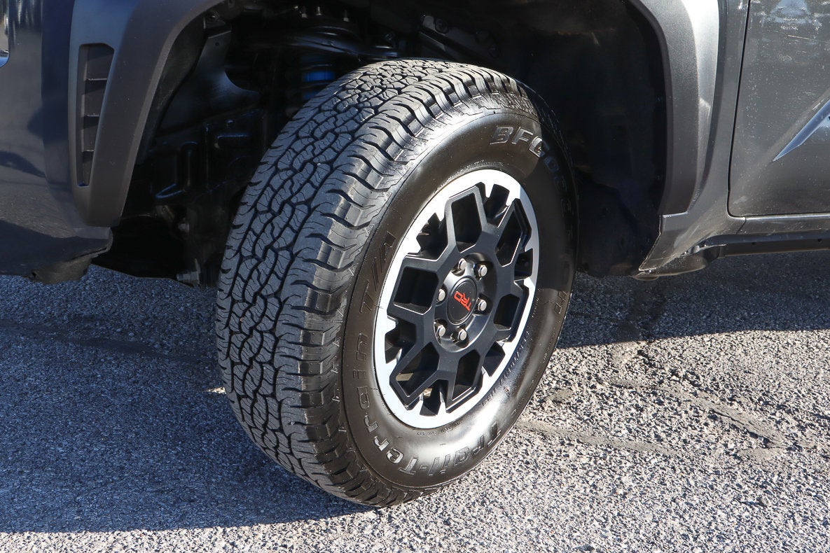 2025 Toyota Tacoma 4WD TRD Off Road Double Cab 5' Bed AT