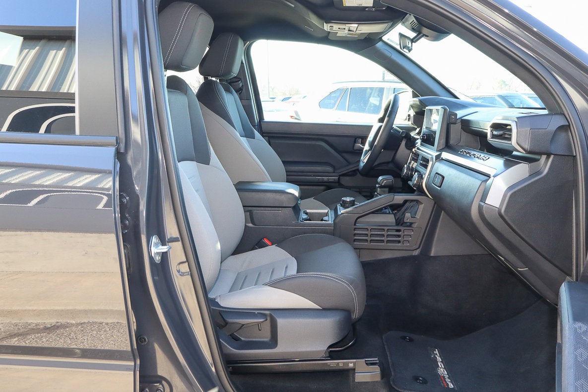 2025 Toyota Tacoma 4WD TRD Off Road Double Cab 5' Bed AT