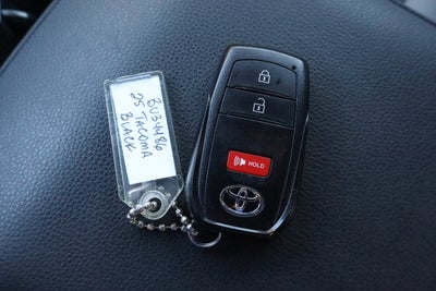 2025 Toyota Tacoma 4WD TRD Off Road Double Cab 5' Bed AT