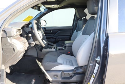 2025 Toyota Tacoma 4WD TRD Off Road Double Cab 5' Bed AT