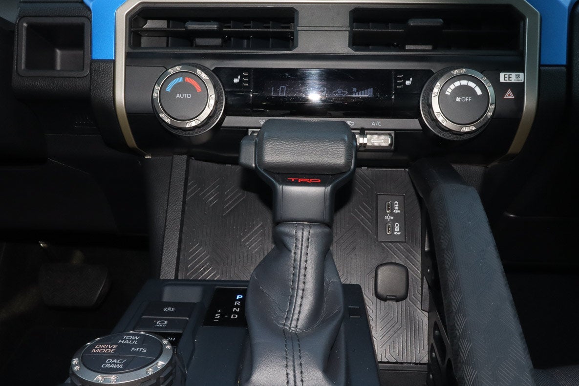 2025 Toyota Tacoma 4WD TRD Off Road Double Cab 5' Bed AT