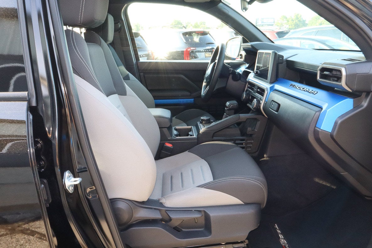 2025 Toyota Tacoma 4WD TRD Off Road Double Cab 5' Bed AT