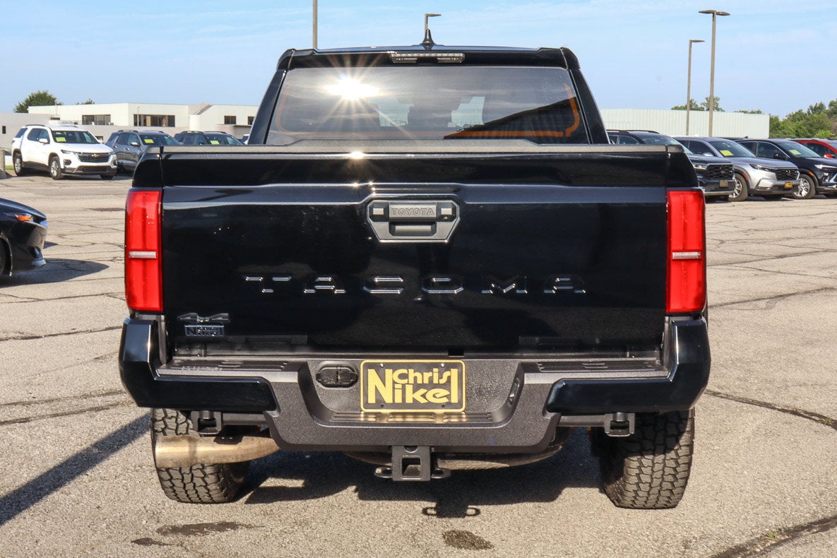 2025 Toyota Tacoma 4WD TRD Off Road Double Cab 5' Bed AT