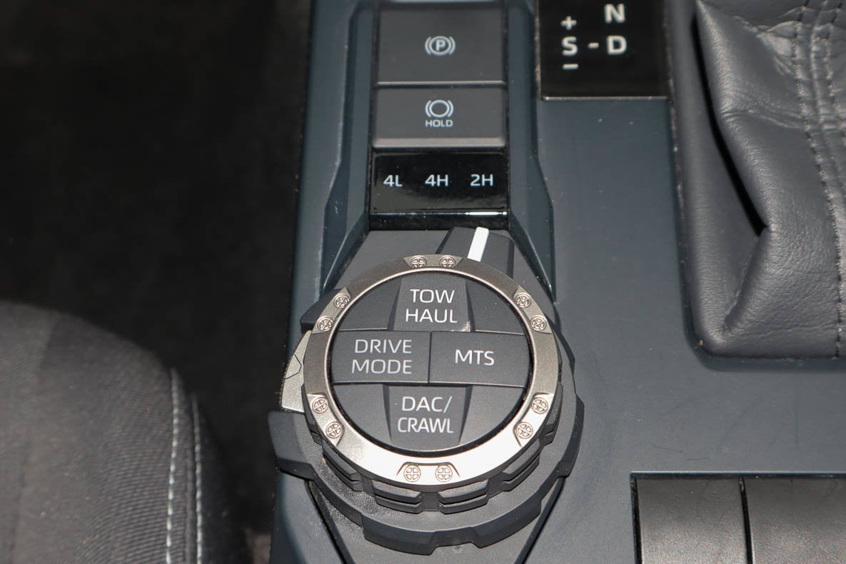 2025 Toyota Tacoma 4WD TRD Off Road Double Cab 5' Bed AT