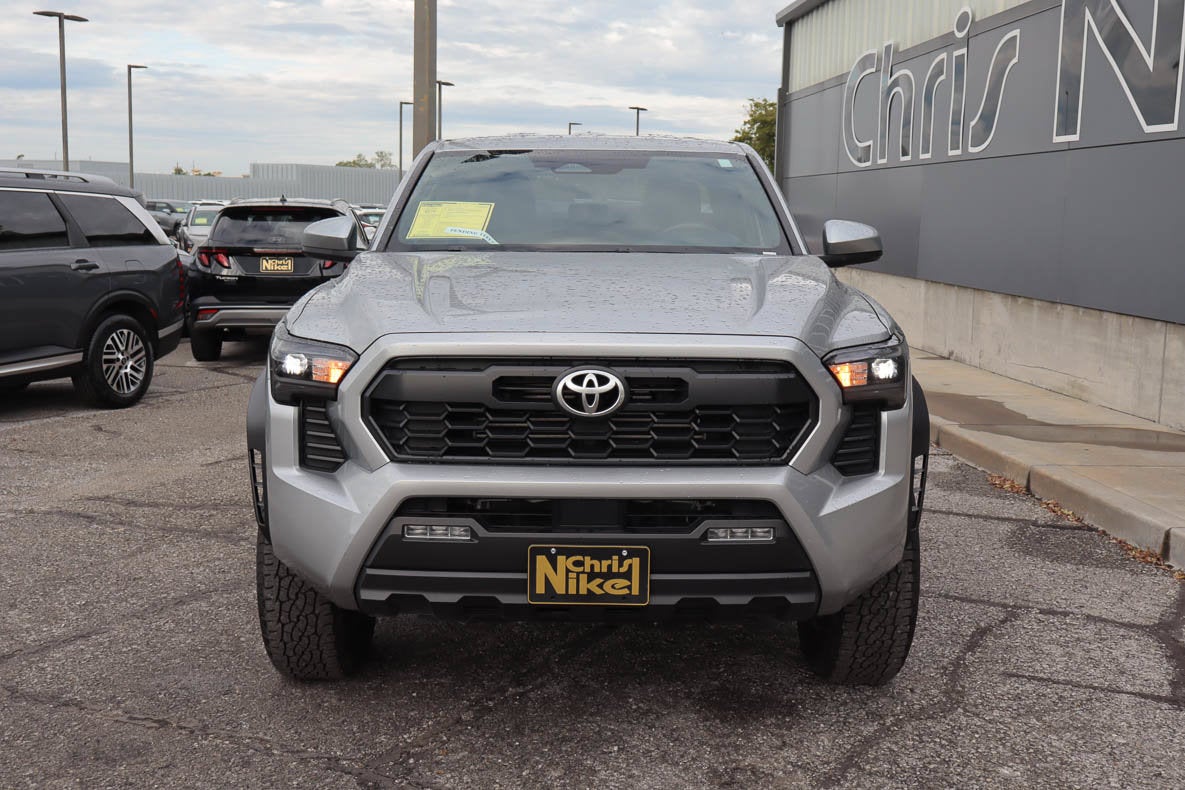 2025 Toyota Tacoma 4WD TRD Off Road Double Cab 5' Bed AT