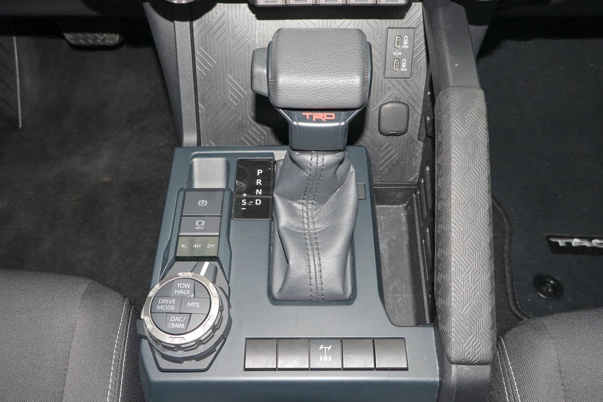 2025 Toyota Tacoma 4WD TRD Off Road Double Cab 5' Bed AT